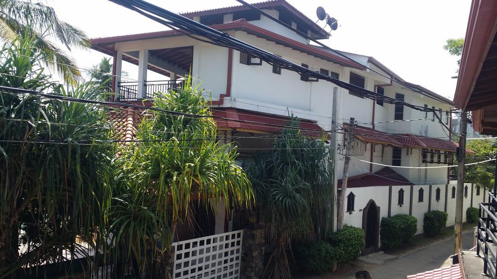 Gayana Guest House Kanattagoda Bagian luar foto